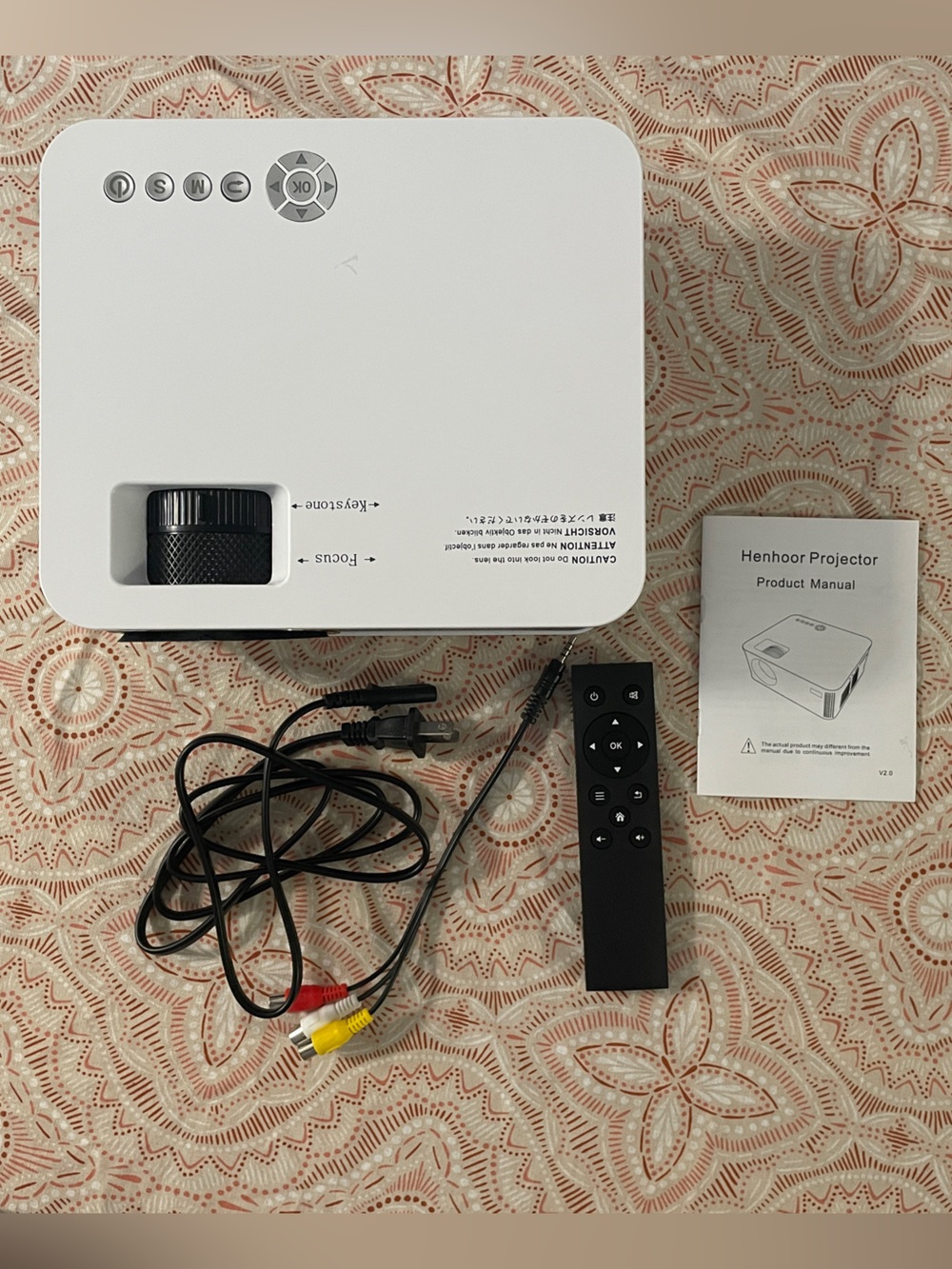 White Portable Projector with AV Cable, Power Cord and Remote
